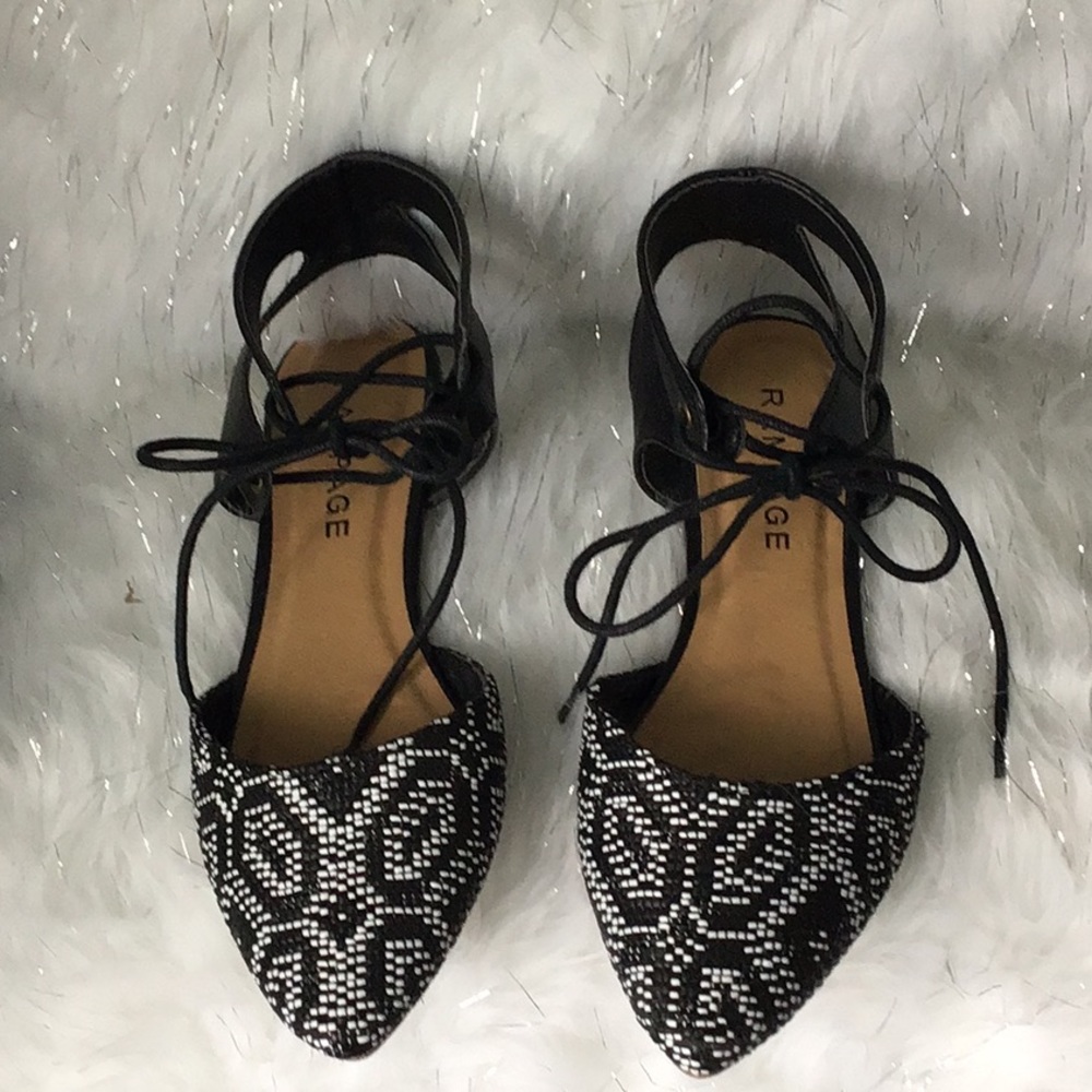 Rampage Black & White Ankle Lace Up Flat